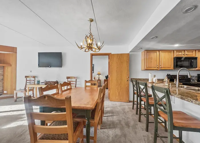 Apartment Sl299 Spruce 2br 2ba