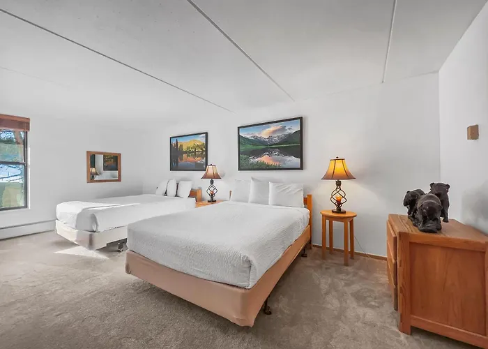 Sl299 Spruce 2br 2ba Apartment *